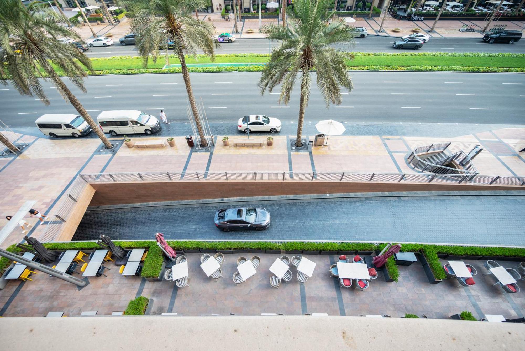 Lux Boulevard Cen 5min Walk Mall,burh Апартаменти