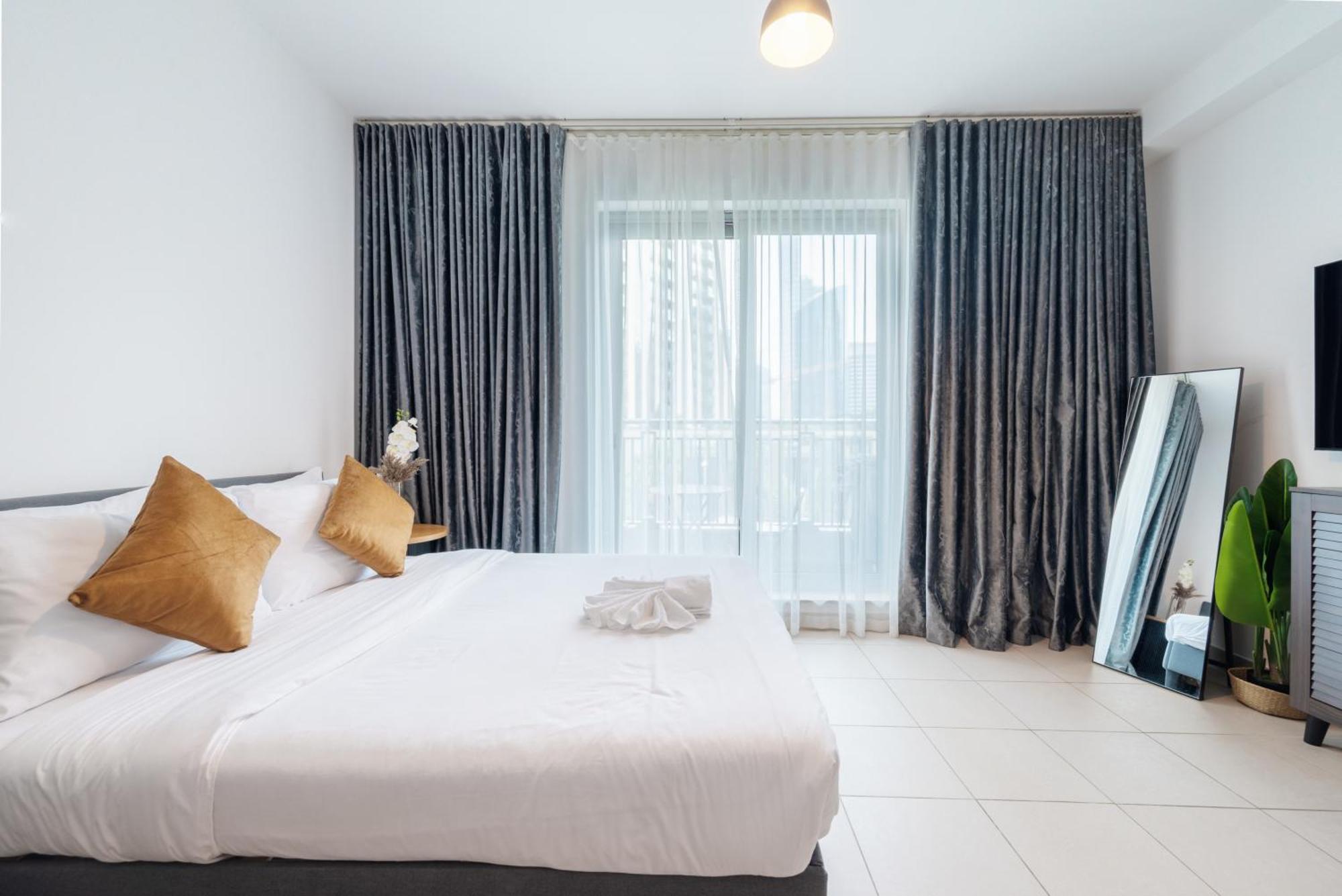 Lux Boulevard Cen 5min Walk Mall,burh Апартаменти *